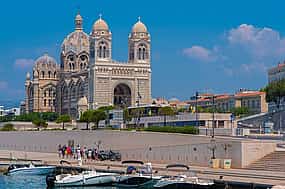 Photo 1 Private Transfer From Barcelona To Marseille With a 2 Hour Stop