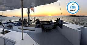 صورة 1 Lisbon Sunset Catamaran Cruise on The Tagus River