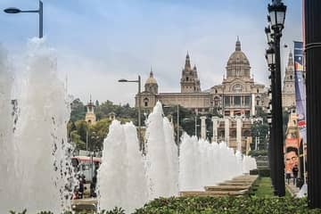 Private Contrast Barcelona Tour (4 Hours) - From Barcelona