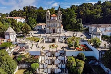 BRAGA AND GUIMARÃES: Private Historic Tour from Porto