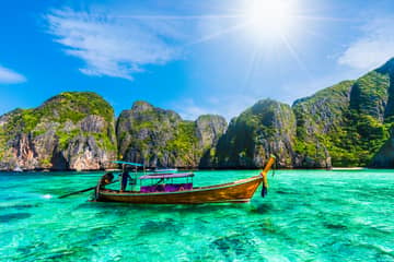 Krabi: Hong Island with Snorkeling and Swimming by Longtail Boat