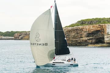 OCEANIS 41.1 – Private Boat Tour - Sunset (2:30)