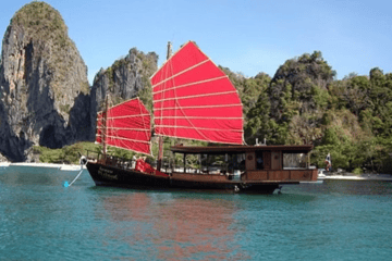 4 Island Sunset Snorkeling Cruise + Bioluminescent Night Snorkel