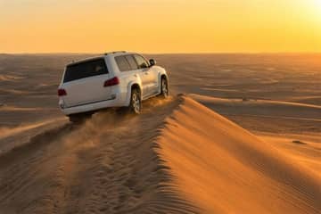 Premium Desert Safari with BBQ Dinner
