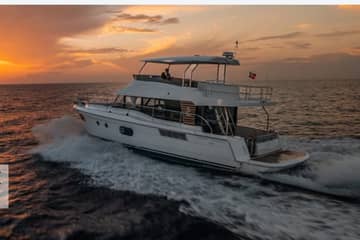 ST48  – Private Boat Tour - Sunset (2:30)