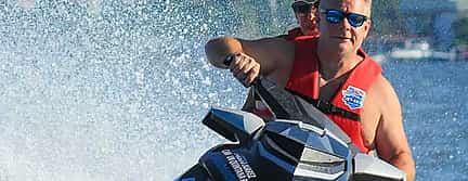 Foto 2 30 minutos de alquiler de moto acuática