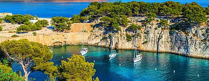 Photo 3 Calanques of Cassis and Aix-en-Provence Tour with Wine Tasting