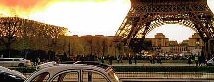 Photo 2 Paris and Montmartre by Night Tour in a 2CV