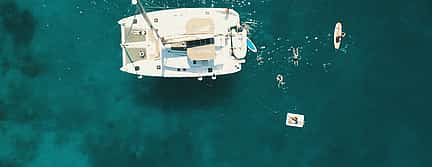 Foto 2 Crucero de lujo en catamarán al atardecer desde Heraklion