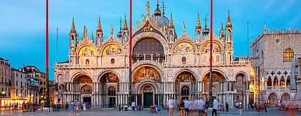 Фото 2 Пешеходная экскурсия "Лучшее в Венеции" с катанием на гондоле со Святым Марком и Дворцом дожей