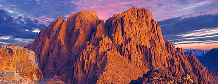 Foto 3 Berg Sinai und Katharinenkloster von Sharm El Sheikh aus