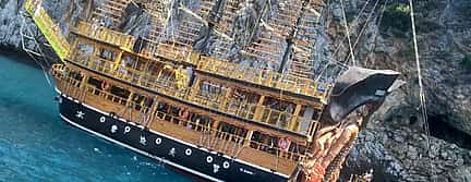 Фото 3 Пиратская лодка и пенная вечеринка в Алании
