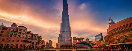 Photo 2 Dubai Burj Khalifa with Dubai Aquarium Combo Passes (Non-prime Hours)