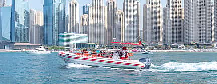 Foto 3 60 minutos en lancha rápida desde el puerto deportivo de Dubai
