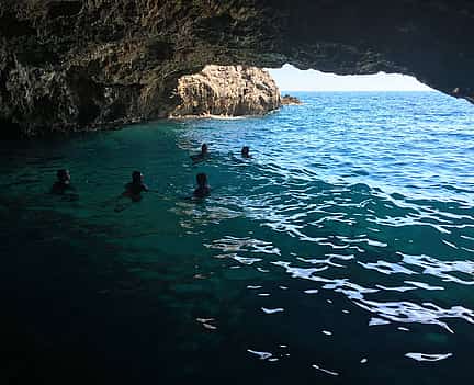 Foto 2 Excursión en grupo a la Cueva Azul y traslado a la playa