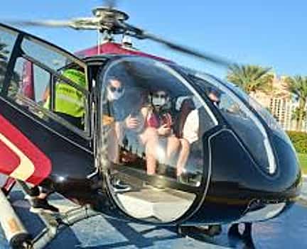 Photo 2 Iconic Tour - 12 mins. Heli Ride Experience