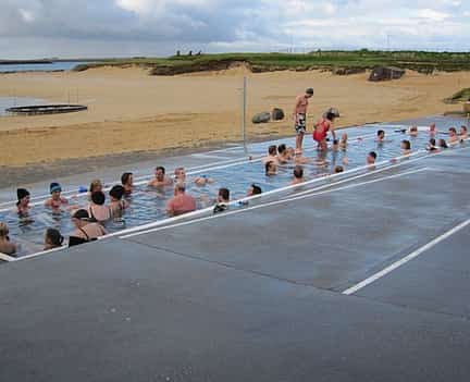 Photo 2 Dip in the Ocean and warm-up in Nautholsvik swimming pool