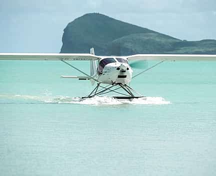 Foto 2 1-stündiger Flug mit dem Wasserflugzeug an der Nordküste