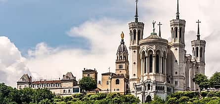 Photo 2 Private Transfer: Zurich to Lyon,2h of sightseeing stop in Annecy