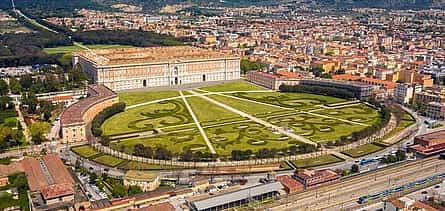 Foto 2 Day trip from Naples to Caserta and back with local driver