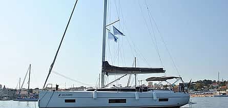 Photo 2 Cascais Luxury Romantic Private 2h Cruise with sparkling wine