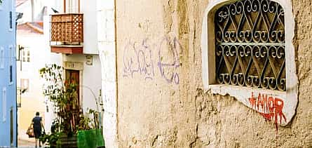 Foto 2 Lisbon Photography Tour: Authentic Alfama with Local Photographer