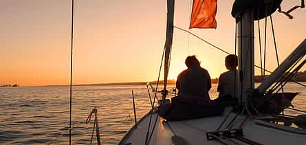 Foto 2 Crucero romántico privado por el Tajo en Lisboa