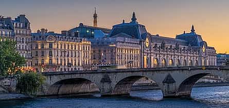 Photo 2 Private Direct Transfer From Bayeux to Paris