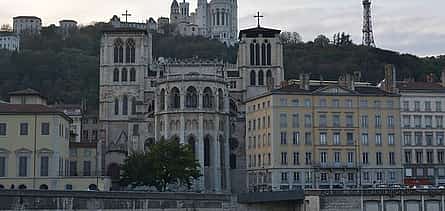 Foto 2 Private Transfer From Marseille To Lyon With a 2 Hour Stop