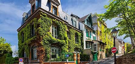 Photo 2 Paris Romantic Montmartre: Love Story Exploration Game and Tour