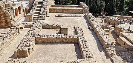 Photo 2 Private Tour of Knossos, Archaeological Museum & Heraklion Town