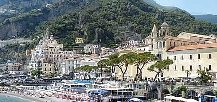 Photo 2 Private direct transfer from Alberobello to Amalfi, local driver