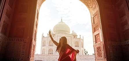 Foto 2 Excursión a pie por el patrimonio con yoga espiritual en Agra