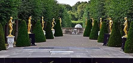 Fotografie 2 Private Transfer From Hamburg to Hannover, English Speaking Driver