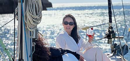 Фото 2 Golden Hour on Elegant Yacht: Sunset Tour in Lagos, Algarve