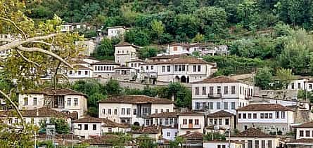Photo 2 BERAT (UNESCO) from Durres