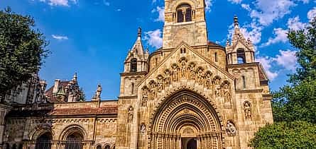 Photo 2 Private transfer from Krakow to Budapest, 2h stop for sightseeing
