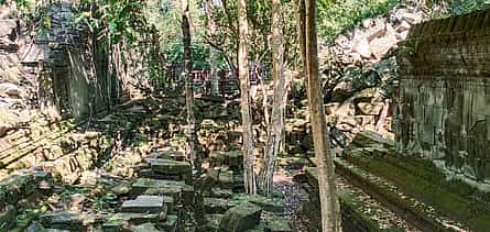 Photo 2 Private One Day Adventure to Beng Mealea and Kompong Khleang