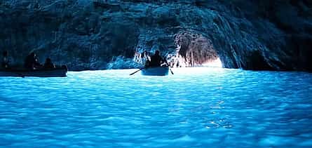 Фото 2 Capri Boat Tour with Blue Grotto: Fun & Swim