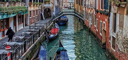 Photo 2 Private transfer from Budapest to Venice with 2h of Sightseeing