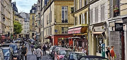 Photo 2 4-hour Private Tour Paris le Marais and Seine River Cruise