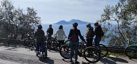 Foto 2 E-Bike-Tour in Sorrent mit Limoncello-Verkostung