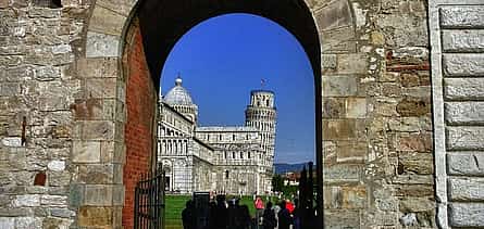 Photo 2 Private Transfer From Monaco To Pisa With a 2 Hour Stop in Genoa