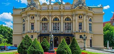 Photo 2 Private Transfer from Berlin to Krakow with 2 hours for sightseeing 