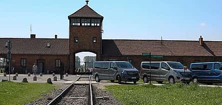 Foto 2 Auschwitz-Birkenau en transporte privado