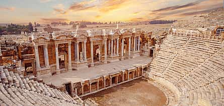 Foto 2 Besichtigung der antiken Stadt Hierapolis, Pamukkale und Kleopatra Pool von Marmaris aus