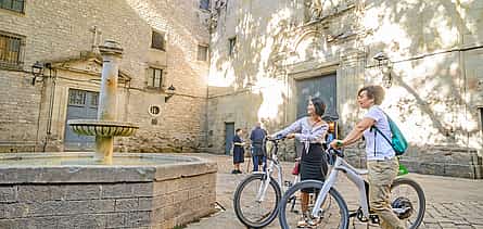 Photo 2 360º Barcelona E-Bike with Cable Car Ticket & Sailing Trip