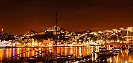 Photo 2 Porto Night Private Tour: Fado Show with Dinner