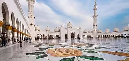 Photo 2 Экскурсия по Абу-Даби с обедом из отелей Рас-аль-Хаймы и Умм-аль-Кувейна