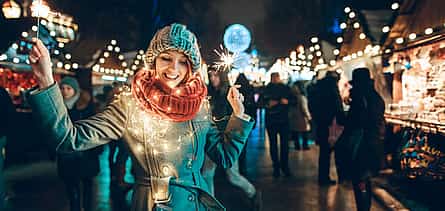 รูปภาพ 2 Amsterdam Light Festival Winter Walk with Stroopwafel Workshop